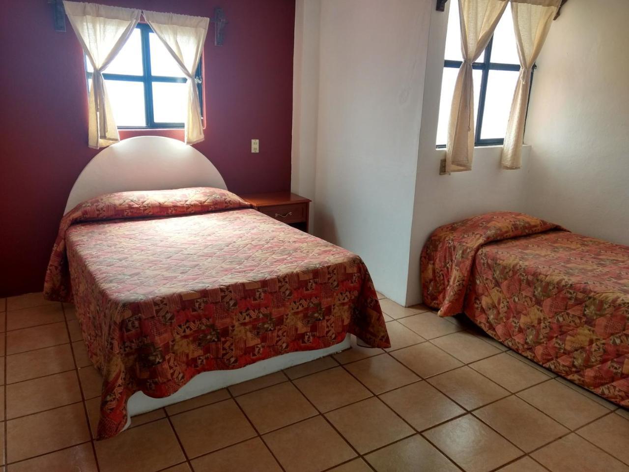 Hotel Hacienda Morales. Guanajuato Phòng bức ảnh
